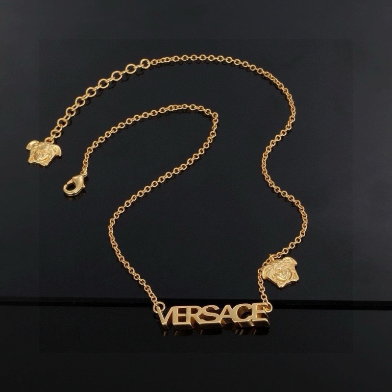 VERSACE